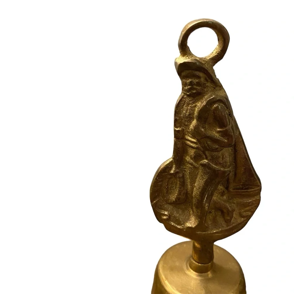 Vintage solid brass Englishman Bell (no clapper)
